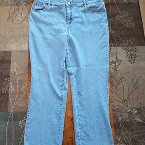 Basic Edition Boot Cut Jean